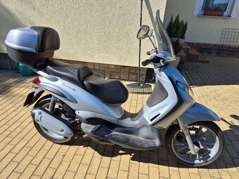 Piaggio Beverly 250 - 7