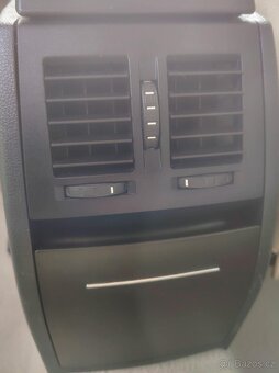 prodám výdechy topení do Škody Octavie 2 - 7