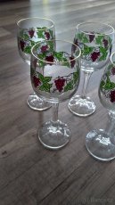 Skleničky na víno a likér - 7