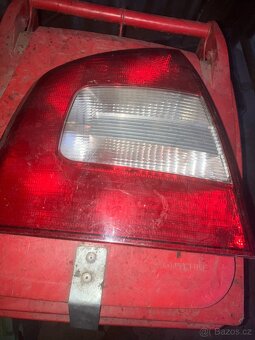 SKODA,MB LAMPY PREDNI I ZADNI - 7