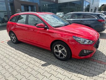i30 kombi 1,5i 81kW - výbava Comfort 16´´ - km: 44.700 - 7