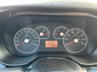 Fiat Grande Punto 1,2 typ 65, r.v. 2009 - 7