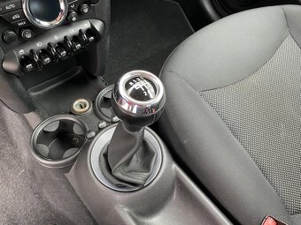 Mini Cooper 1.6i ,  90 kW benzín, 2011 - 7