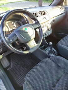 Prodám Škodu Fabii rs 2.1.4 TSI - 7