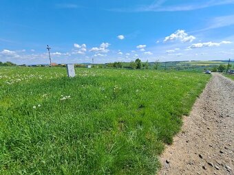 Exkluzivní nabídka stavebního pozemku v Mistřicích o 1734 m² - 7