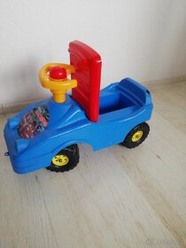 Autíčko odrážedlo. S úložným prostorem. - 7