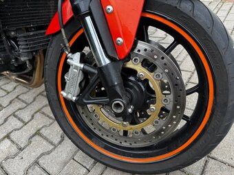 Triumph Speed Triple 1050 - 7