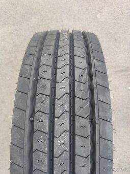 Nákladní pneu Landspider  235/75 r17,5 132/130M - 7