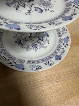 Porcelánový etazér, patrový talíř, cibulák - 7