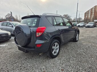 Toyota RAV4,2.2D-4D,100KW,4x4,NEMÁ DPF,BEZ KOROZE,R.V.2007 - 7