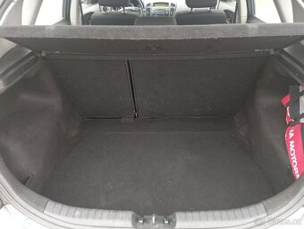 Kia ceed 1,4 80kw benzín - 7