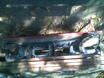 Přední čelo 8200106571 - držák světel a intercooleru Vivaro - 7