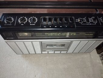 Radiomagnetofon Universum - 7
