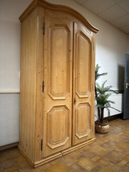 Dřevěná sKříň šíře 127cm 2dveřová - 7