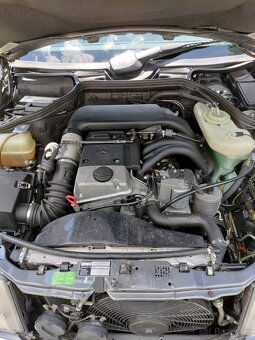 Mercedes Benz W 124 250 D - 7