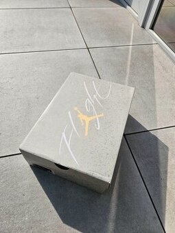 AIR JORDAN - 7
