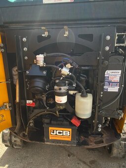 Pásový bagr JCB 16C-1 - 7