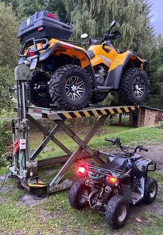 Nůžkový hydraulický zvedák - 7