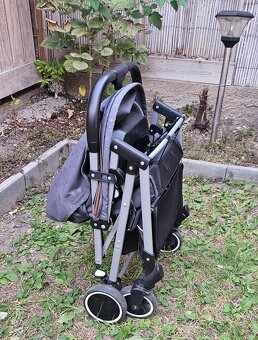 Prodáme dětský kočárek Chipolino - 7