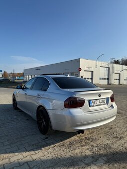 BMW e90 330d - 7