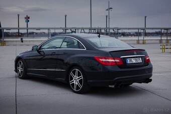 Mercedes-Benz E-Coupe 250 CGI 2012 - 7