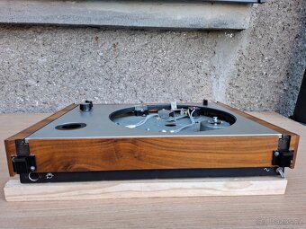Gramofon Tesla NC 440 - na ND - 7