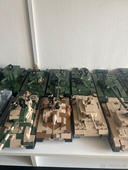 Velká sbírka COBI tanků – 20 ks + letadla, figurky, plánky – - 7