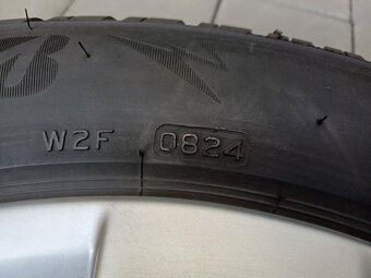 Zimní pneu Škoda Kamiq Scala 195 60 16 Bridgestone - 7