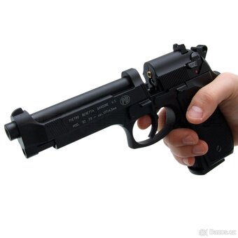 Pistole Beretta M92 FS - 7