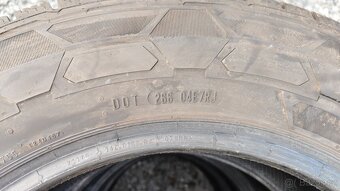 Zimní Continental 215/65 R16C - 7