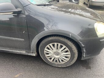 Volkswagen Golf V 1.9 TDI - 7