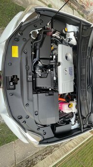 Lexus CT 200h - 7