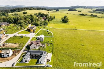 Prodej pozemku pro stavbu komerčního objektu, 1 696 m2 - Fry - 7