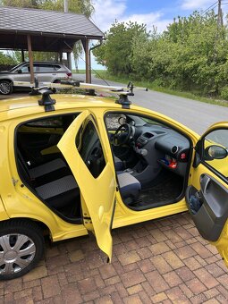 Prodám peugeot 107 automat - 7