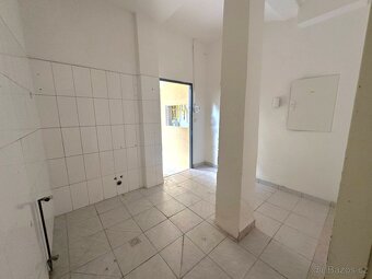 Pronájem komerčního prostoru, 75 m² - ul. Husitská, Praha 3 - 7