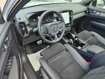 VOLVO XC40 300kW 4x4 TWIN RECHARGE PRO ČR 2022 LED+NAVI -DPH - 7