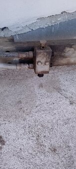 Čelní hydraulika - 7