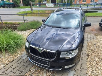 Superb 2.0Tdi 103kw Elegance 2011,Výborný stav bez koroze. - 7