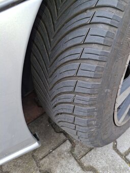 Prodám Volvo V70 D5 automat, rv 2007, 374k km - 7