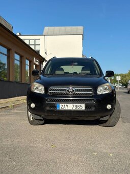 Toyota RAV 4 - 7