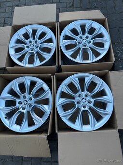 ORIGINÁL Alu Škoda CRATER R19, 5x112 - TOP STAV - 7