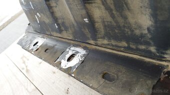 Nissan Patrol Y61 -  Nádrž paliva Wagoon - 7