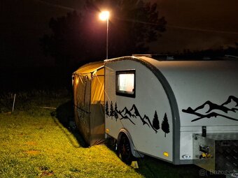 Predám upravený minikaravan KONDOR do 750kg - 7