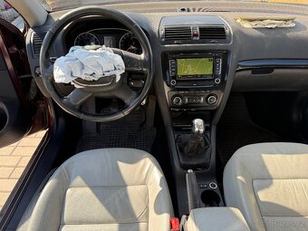 Škoda Octavia Combi 2.0 TDI 10/2010 Laurin & Klement - 7