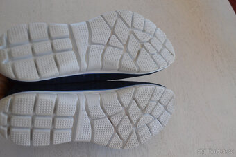Skechers Relaxed fit nové boty vel. 38 - 7