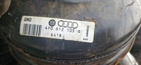 Posilovac brzd hlavni brzdovy valec audi A6 4F - 7