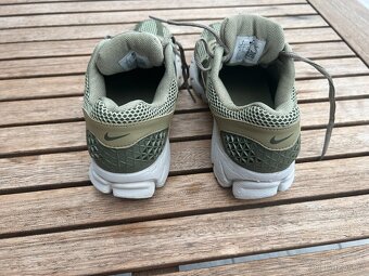 Nike Zoom Vomero 5, vel.38.5 - 7