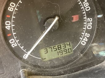 Osobní automobil značky Škoda Octavia Combi - 7