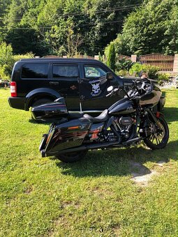 Harley-Davidson Road Glide CVO - 7