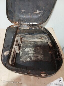 Jawa - ČZ 250, 350 kývačka, panelka bateriový kadtlík - 7